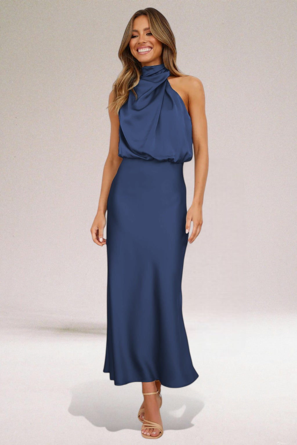 Flavia – Robe Satin Premium