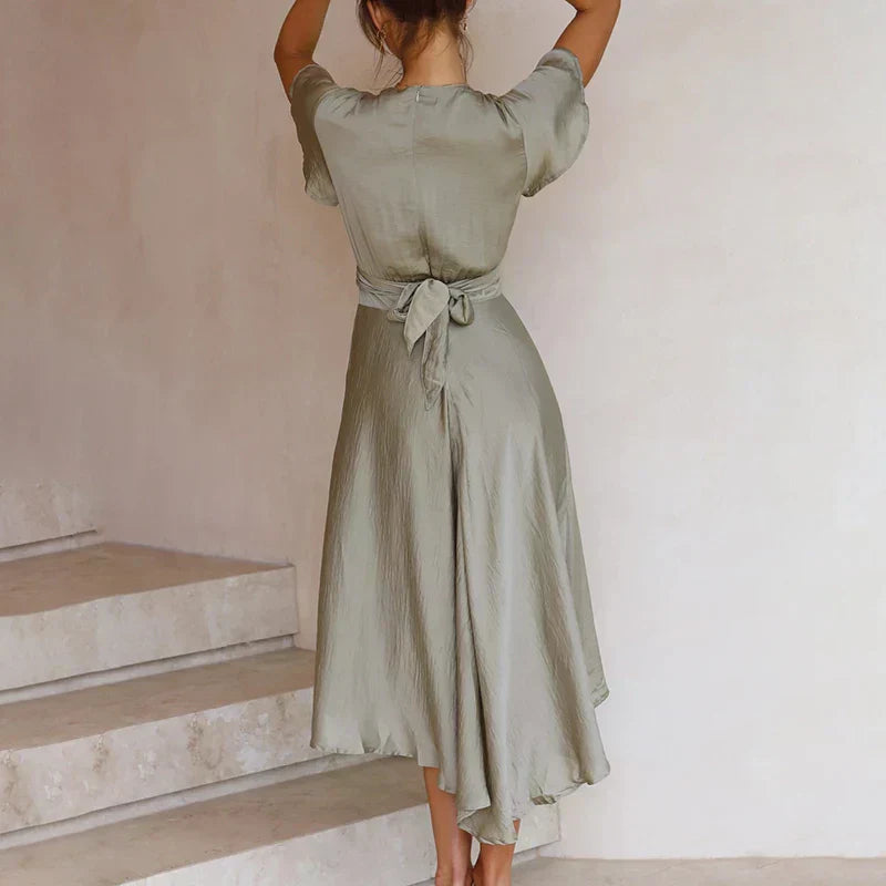 TESS – Robe Élégante