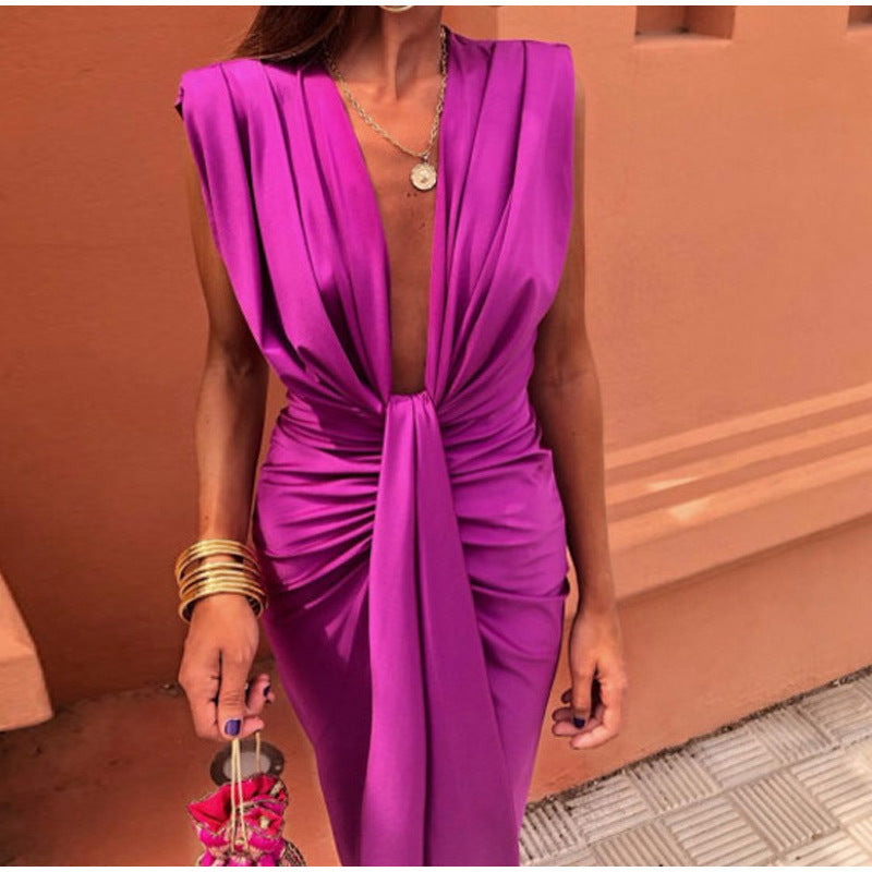 Fara | Robe de fête avec décolleté profond