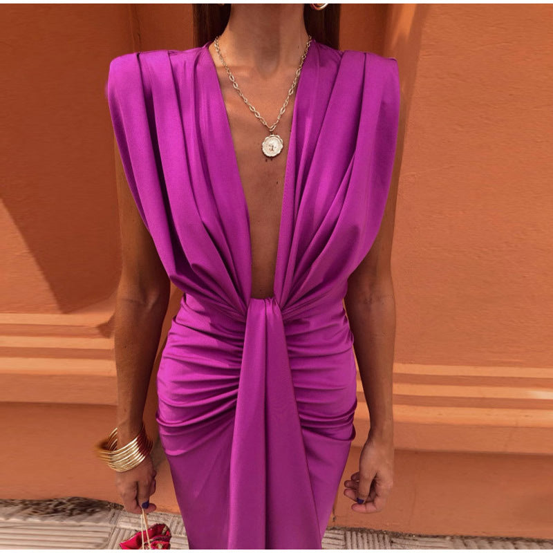 Fara | Robe de fête avec décolleté profond