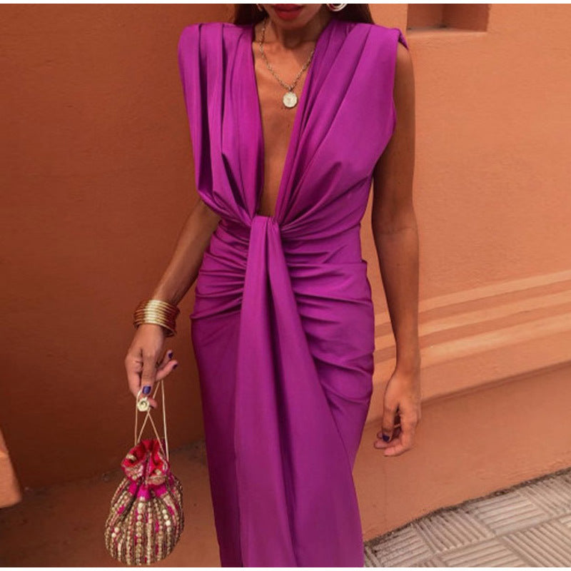 Fara | Robe de fête avec décolleté profond