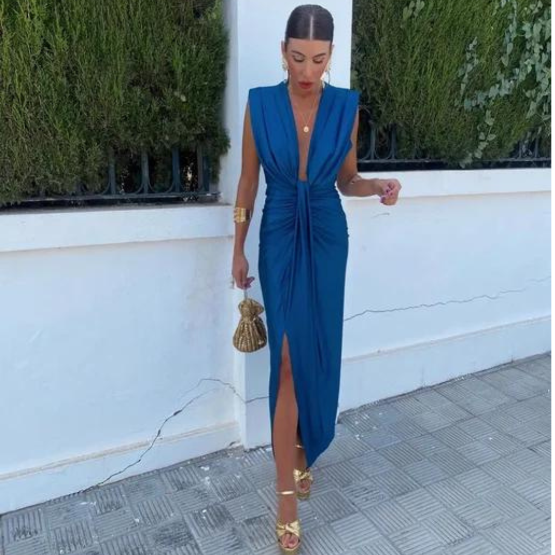 Fara | Robe de fête avec décolleté profond