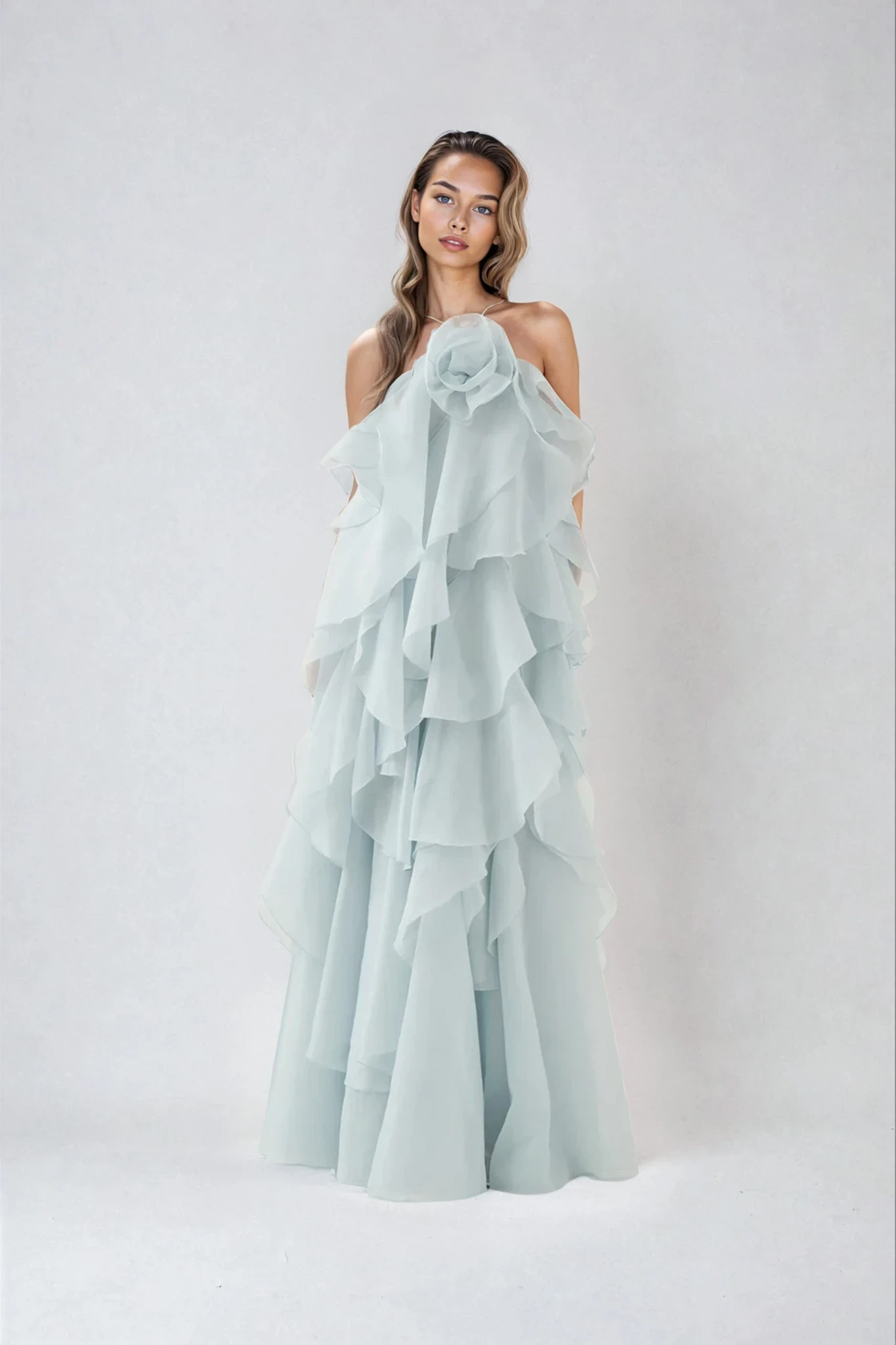 Lyna – Robe longue fluide à volants
