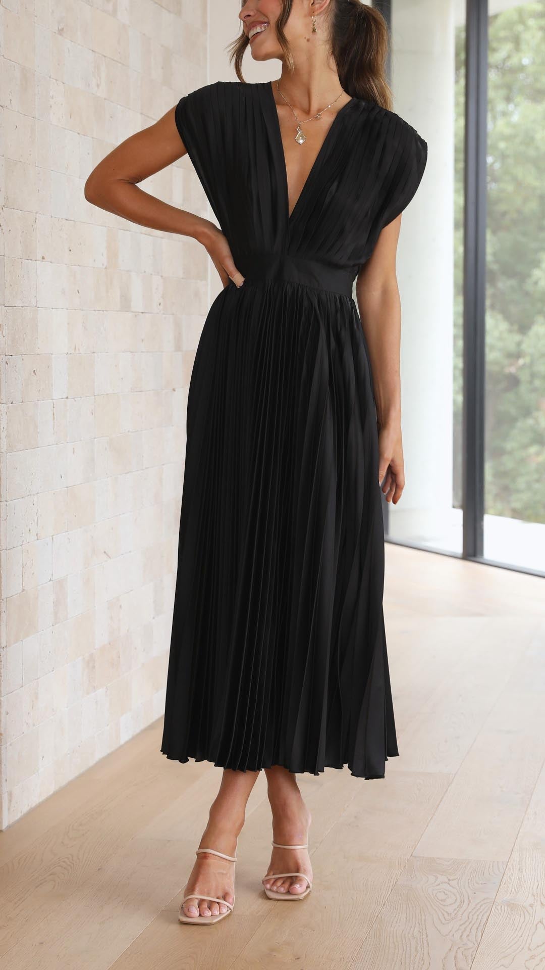 Adeline - Robe plissée élégante