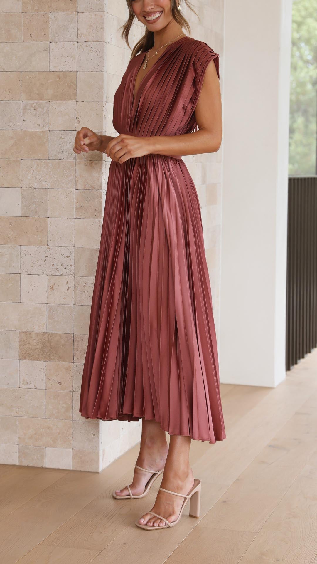 Adeline - Robe plissée élégante