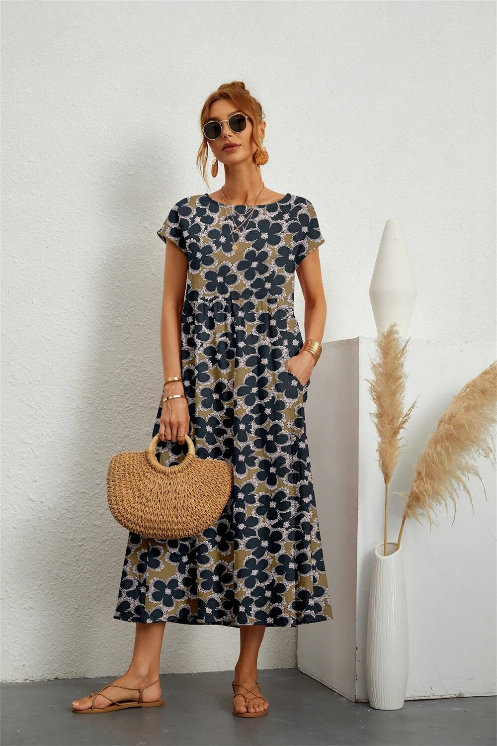 Henrielle – Robe Midi à Motifs Floraux