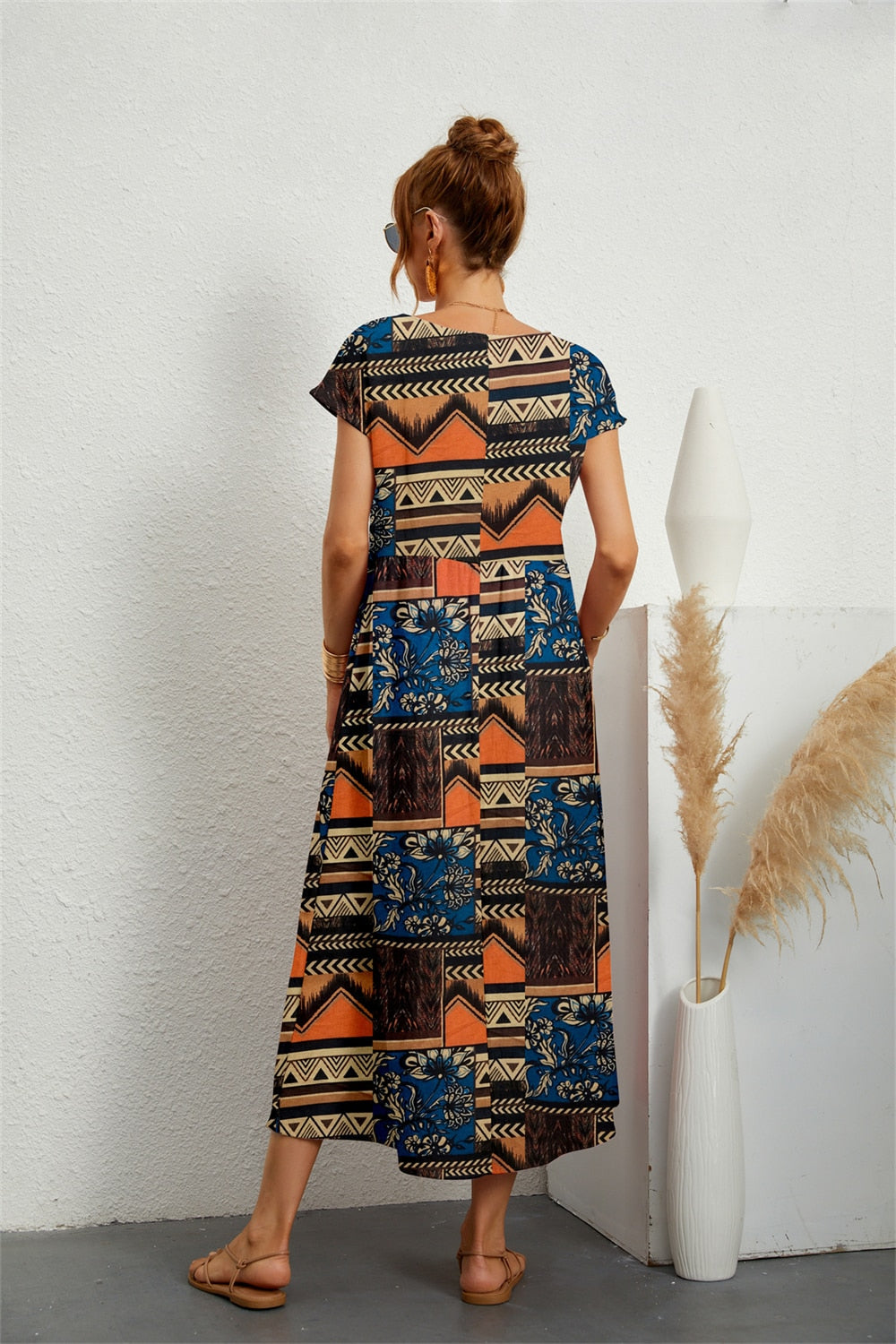Henrielle – Robe Midi à Motifs Floraux