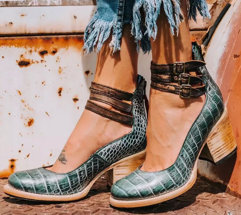 JULIA | BOTTES ÉLÉGANTES