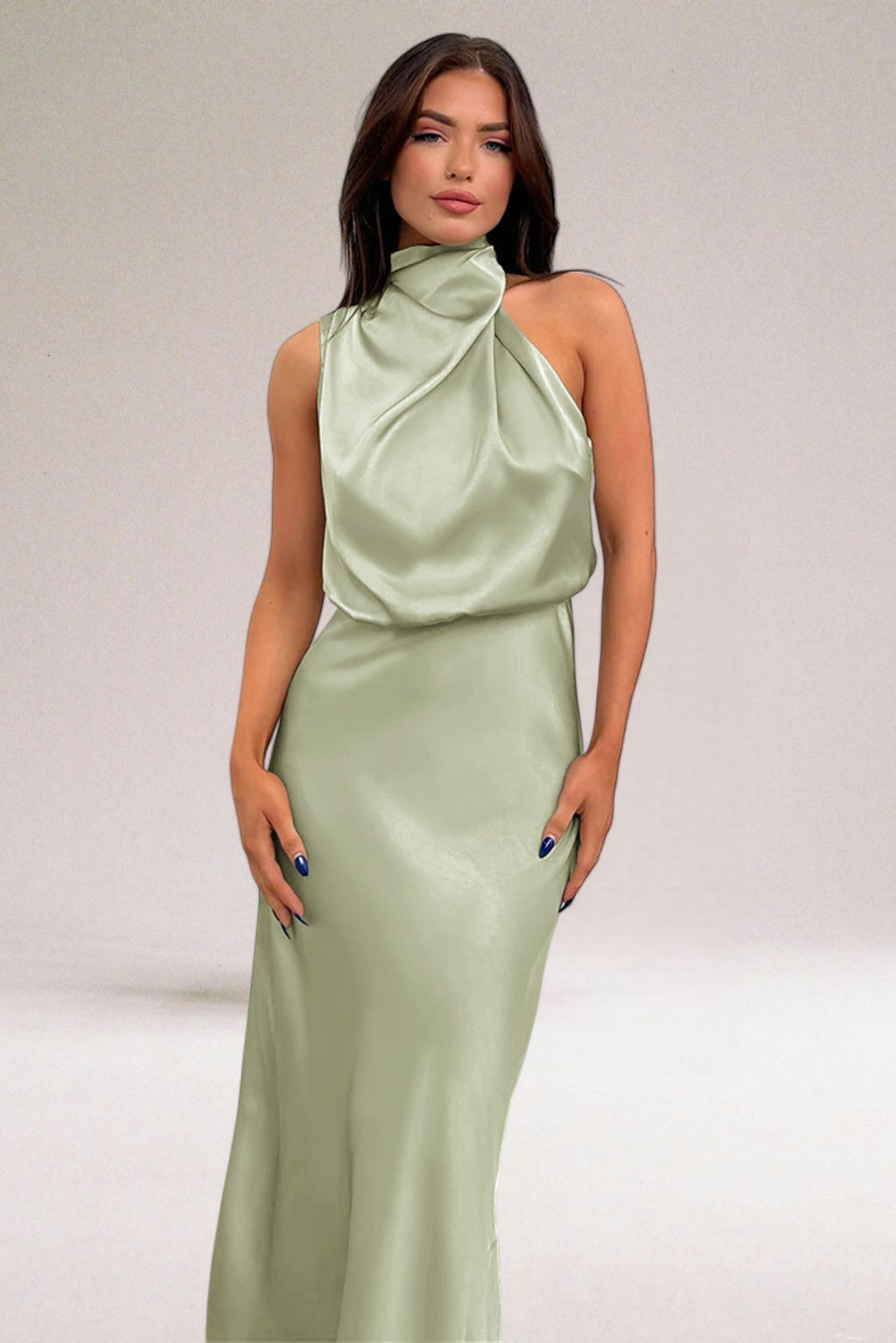 Flavia – Robe Satin Premium