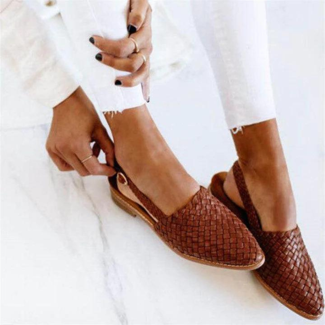 Rianna – Sandales Plates Artisanales