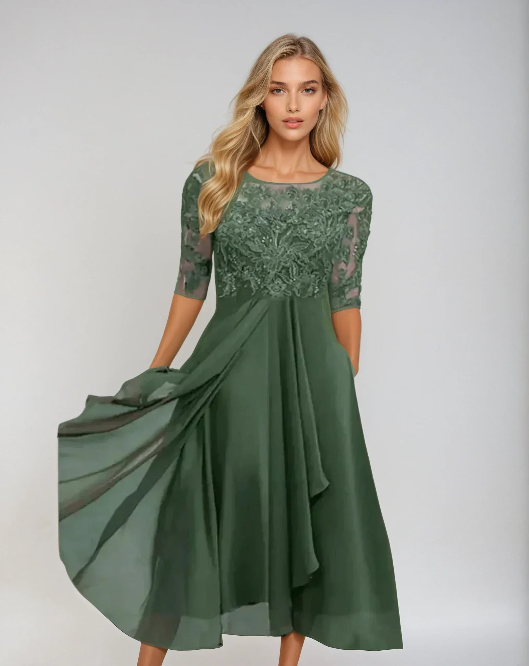 CAROLINE | ROBE FLUIDE DÉTAILLÉE ET ÉLÉGANTE