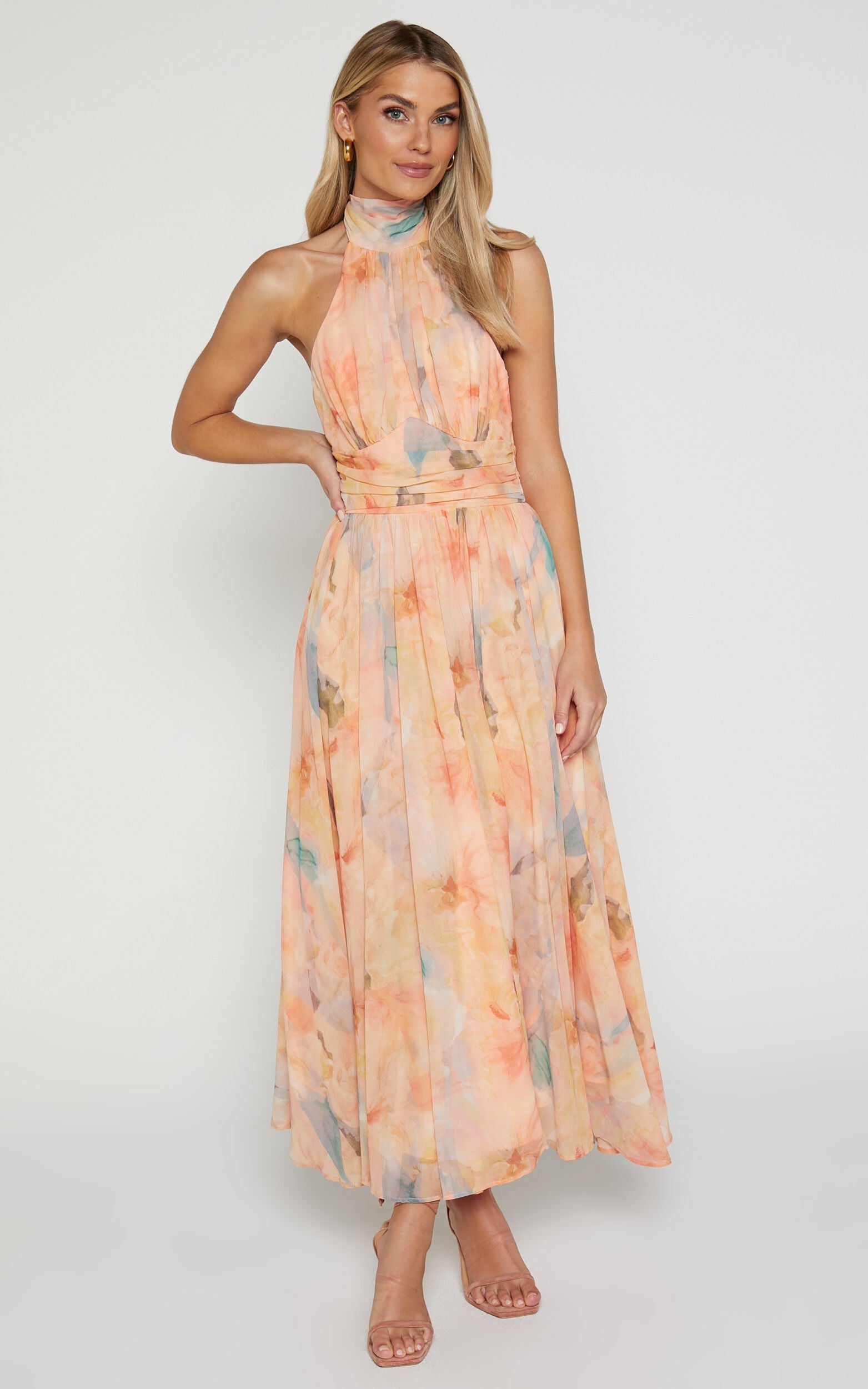 Azélie – Robe longue élégante à col halter