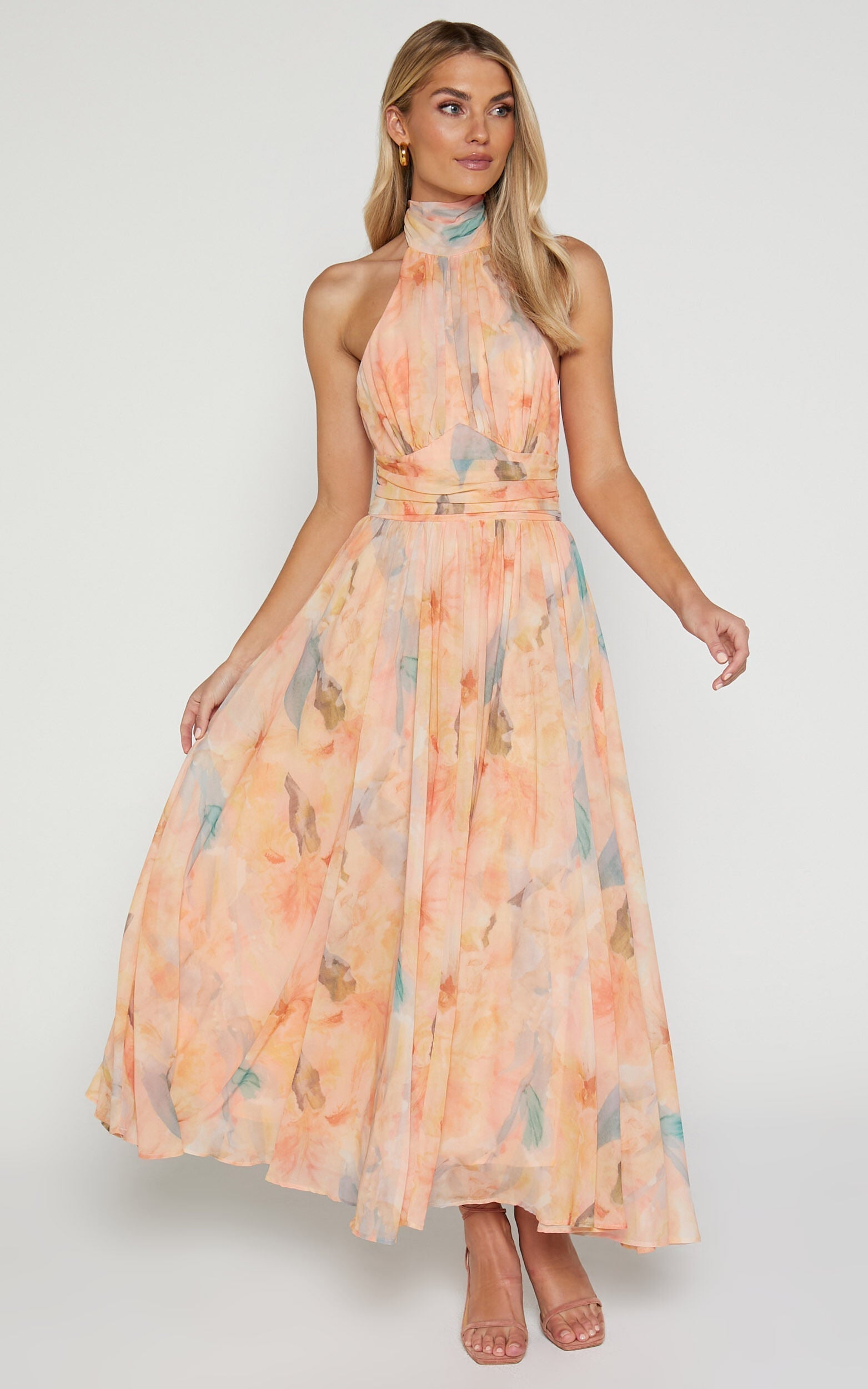 Azélie – Robe longue élégante à col halter