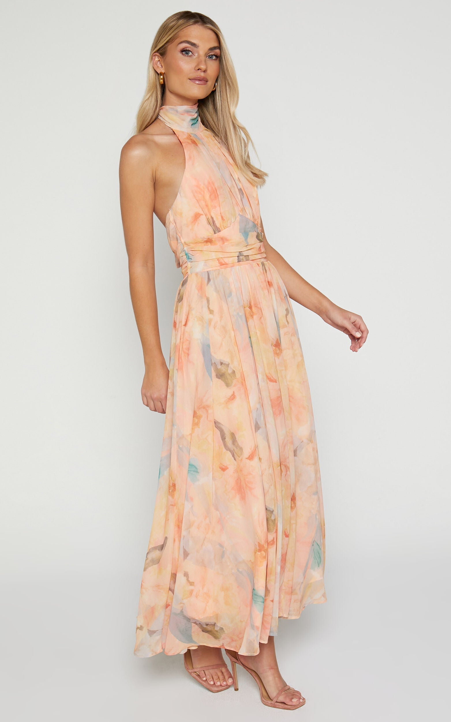 Azélie – Robe longue élégante à col halter