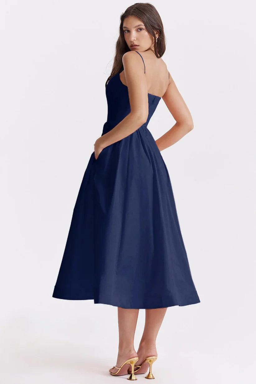 Jovie – Robe à fines bretelles chic