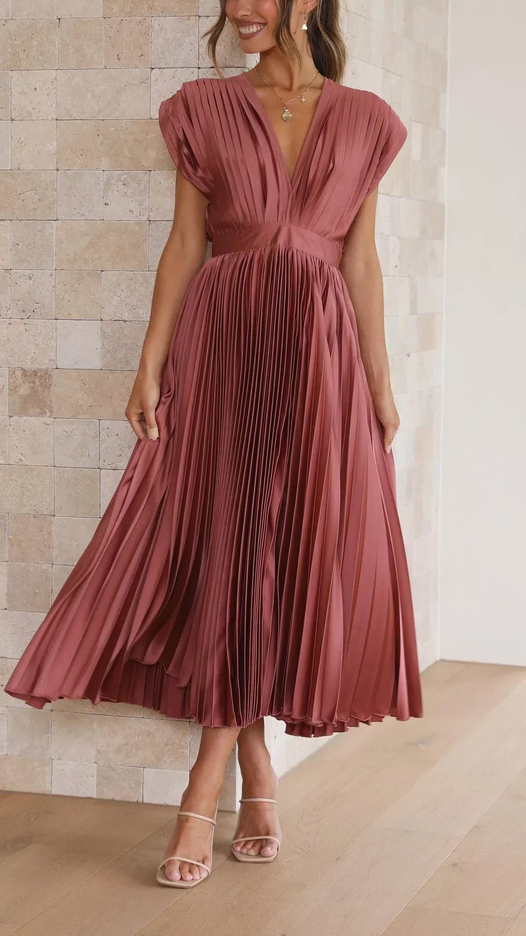 Adeline - Robe plissée élégante